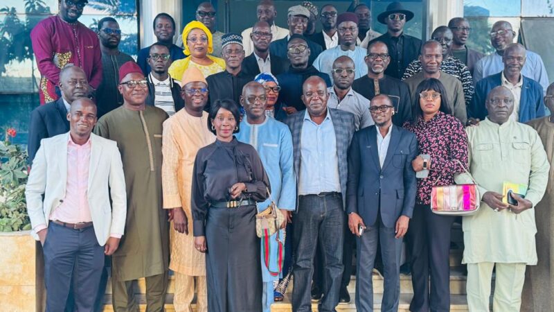 Le FDR quitte la permanence du PDS avec un dossier transmis à Wade mais sans sceller l&rsquo;accord définitif