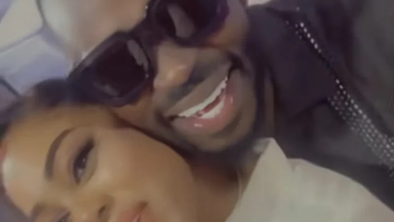 En pleine tempête médiatique, Asma Khadija sort du rang et emprunte les mots d&rsquo;un rappeur célèbre pour appeler à la retenue