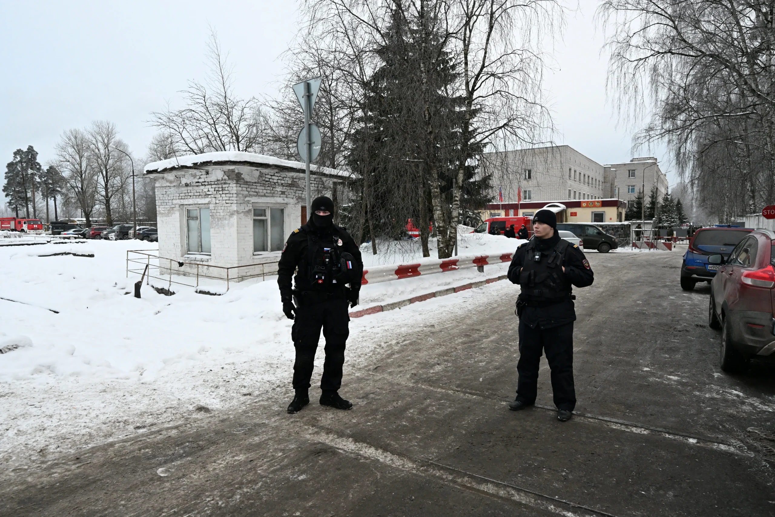 Russie : Une explosion provoque l’effondrement d’un site militaire et déclenche une procédure d’urgence