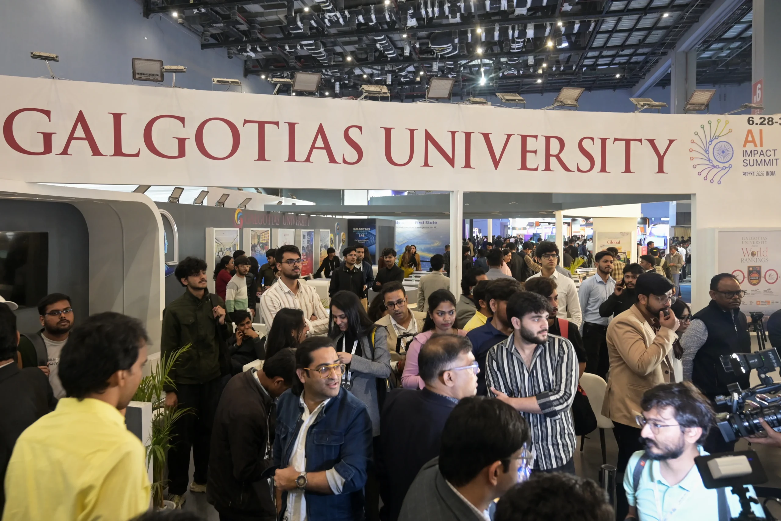 Sommet de l’IA en Inde : Une démonstration universitaire tourne au fiasco et force un ministre à effacer sa publication