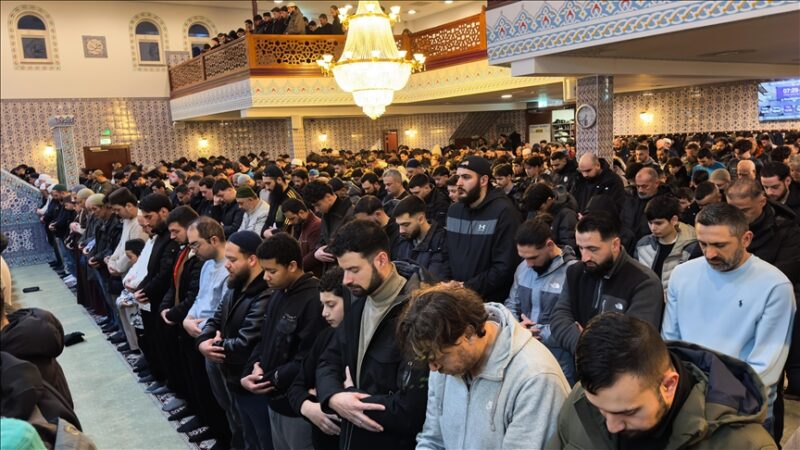 Le bras de fer entre le CFCM et la Grande Mosquée de Paris impose un début de Ramadan à deux vitesses en France