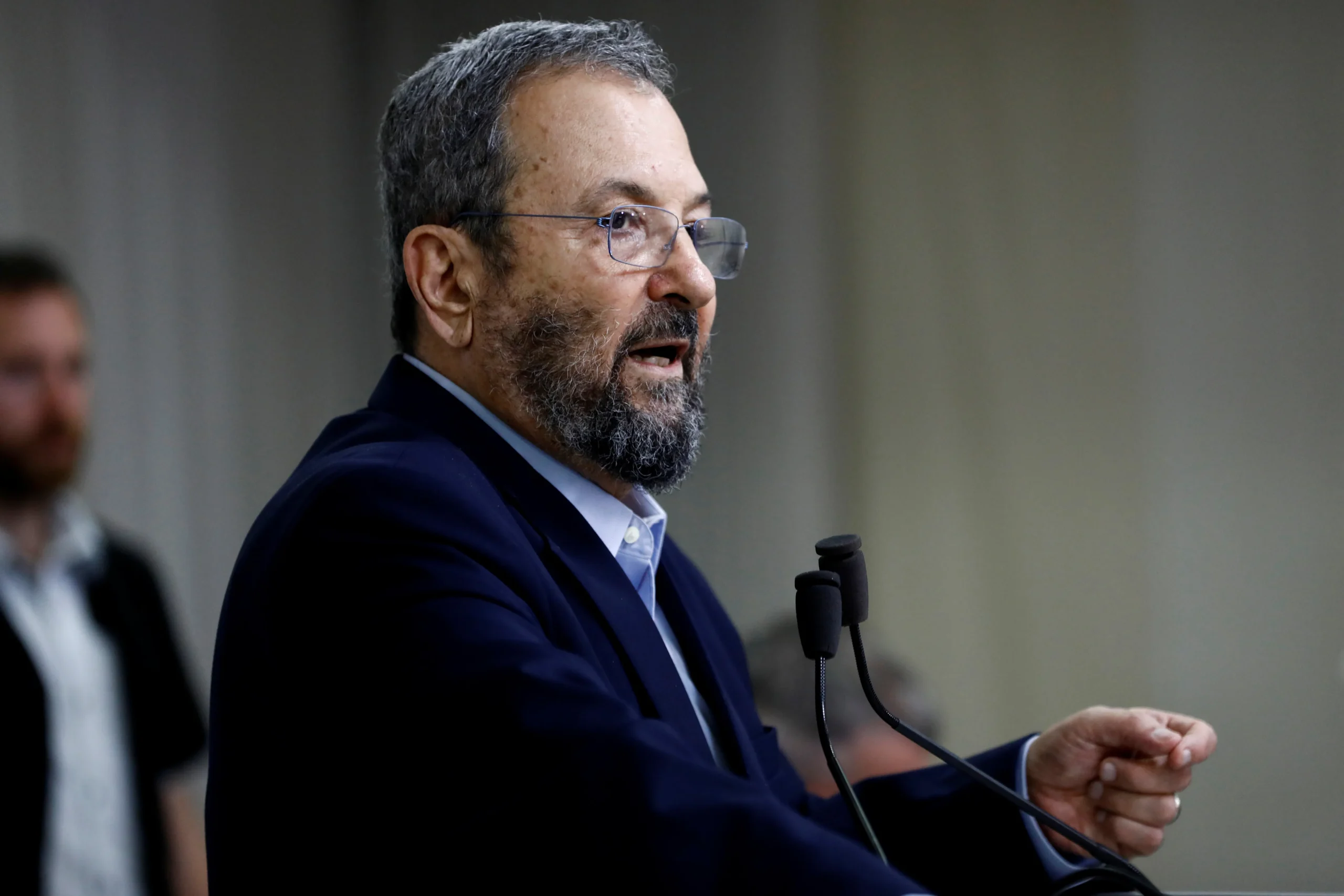 Affaire Epstein : Quand l’État israélien sécurisait un appartement pour Ehud Barak à New York