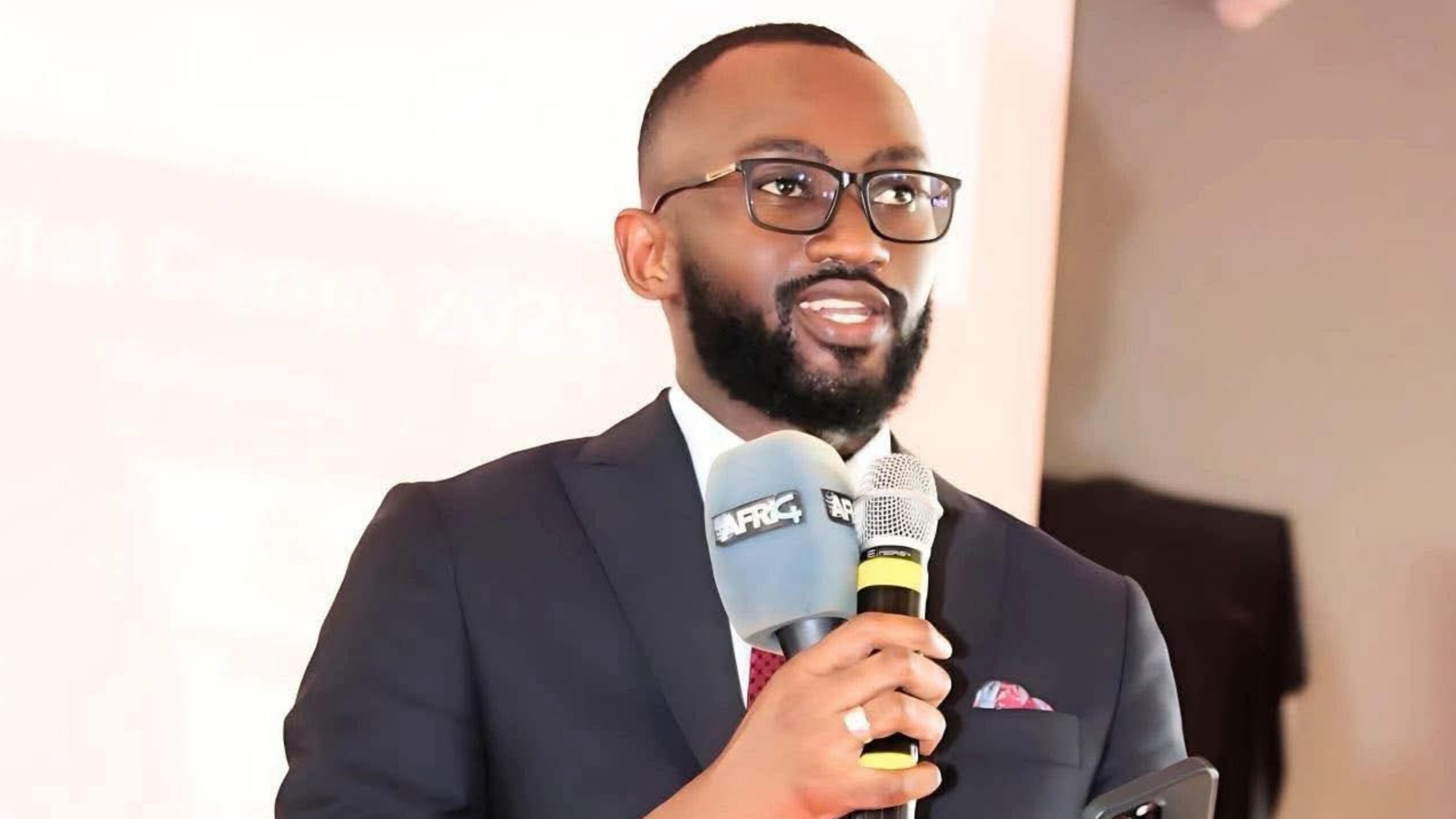 Limogé de la SN HLM, Bassirou Kébé affiche sa sérénité : « Le combat continue »