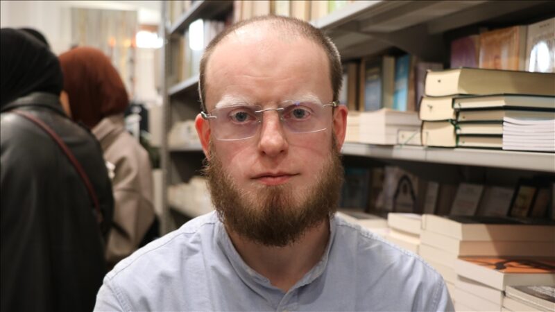 France : le concept biblique précis qui a fait basculer la conviction d&rsquo;un fervent catholique vers l&rsquo;islam