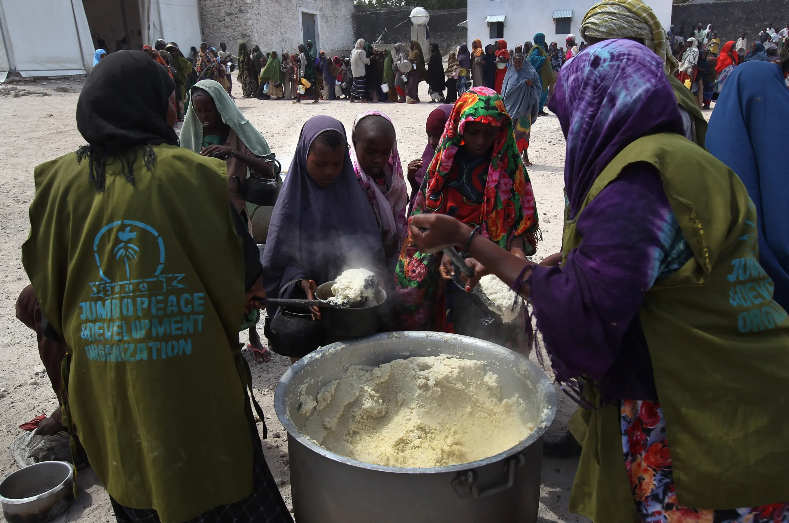 Somalie : La famine aux portes alors que l’aide alimentaire internationale s’effondre