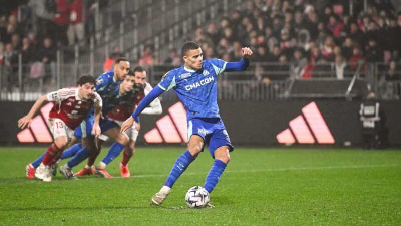 Ligue 1 : l&rsquo;OM chute pour la première de Habib Beye et voit son principal objectif s&rsquo;éloigner