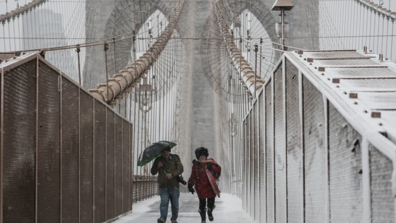 États-Unis : face à des prévisions alarmantes, l&rsquo;interdiction stricte imposée aux huit millions de New-Yorkais