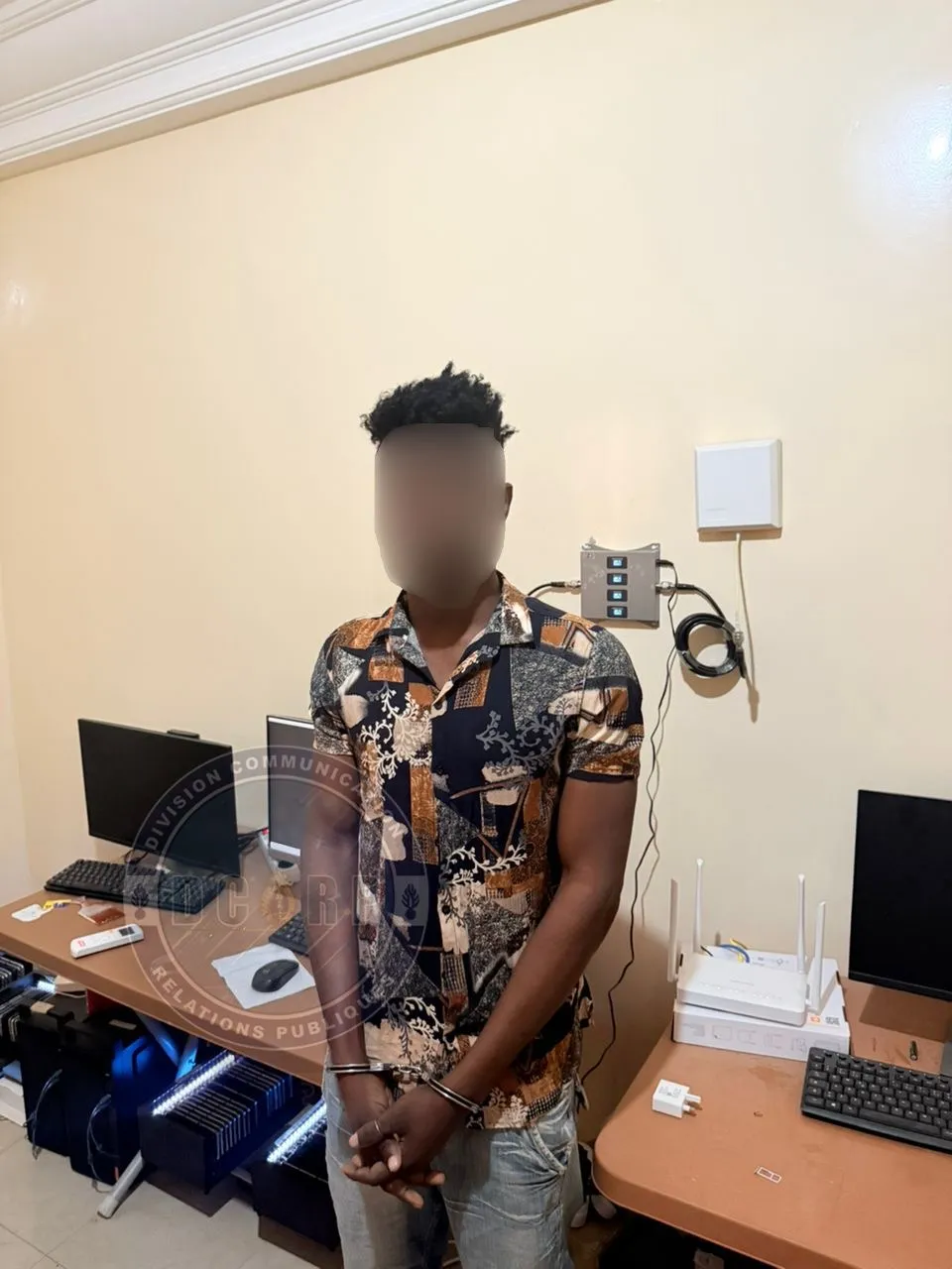 Plainte de la Sonatel : l’enquête sur un détournement de SMS aboutit à une double arrestation à Dakar