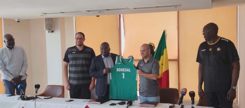 277 millions FCfa sur trois ans : le basket sénégalais confie ses sélections à un nouvel équipementier