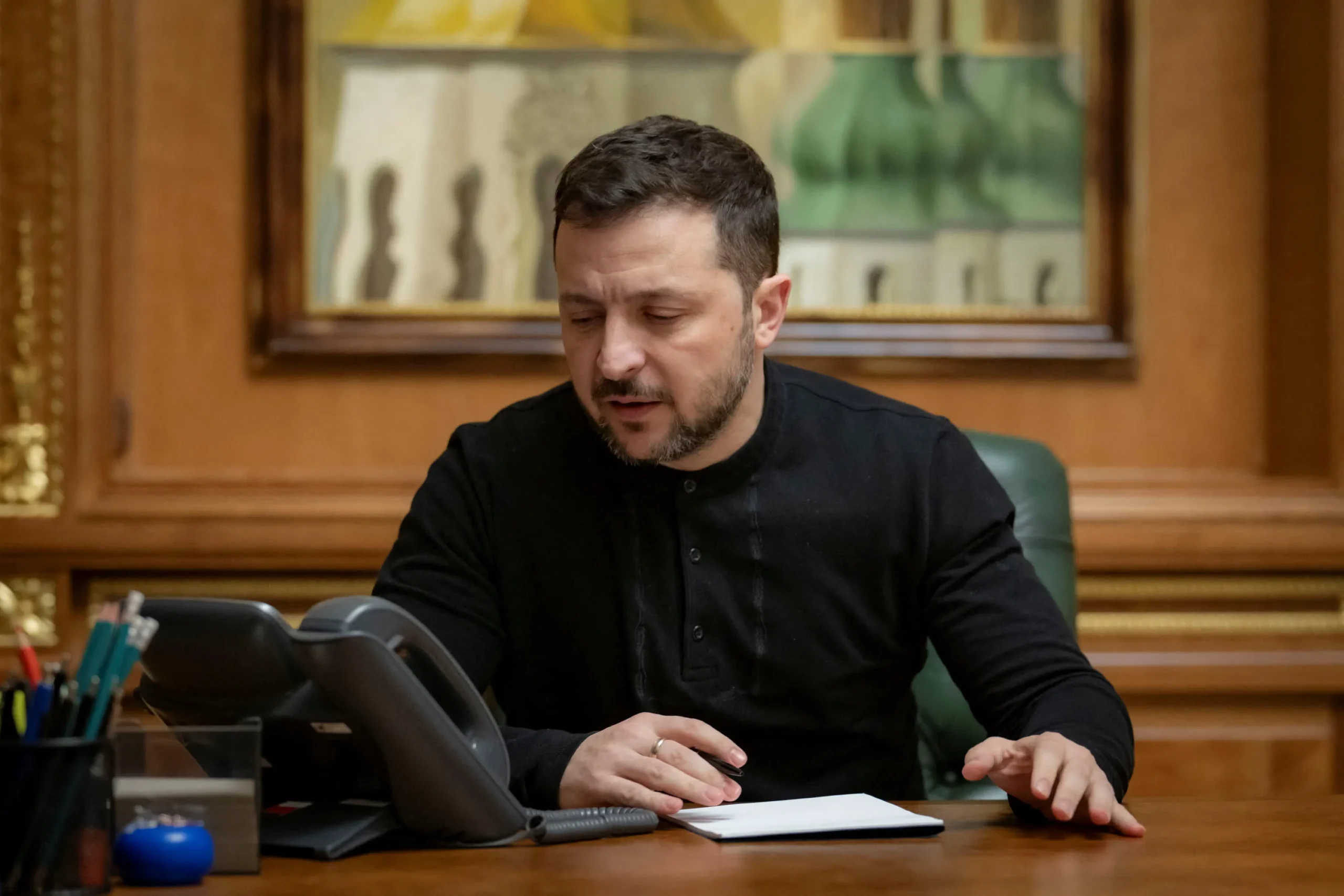 Ukraine : après un échange avec Donald Trump, Volodymyr Zelensky fixe la prochaine étape des négociations face à Moscou