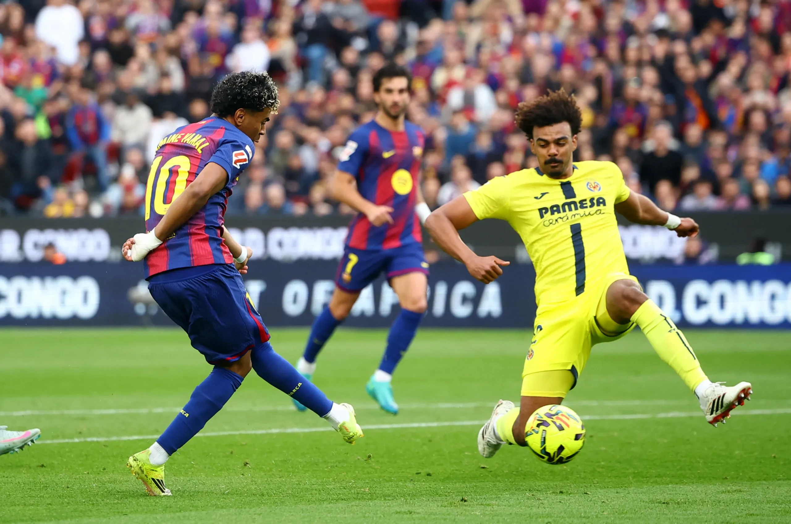 Liga : l&rsquo;auteur d&rsquo;un triplé inédit assomme Villarreal et creuse l&rsquo;écart pour le FC Barcelone en tête du classement