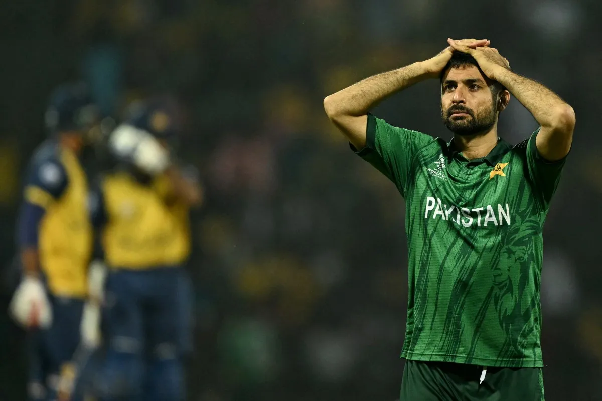 Mondial T20 : le Pakistan arrache la victoire face au Sri Lanka, mais une règle mathématique scelle son sort