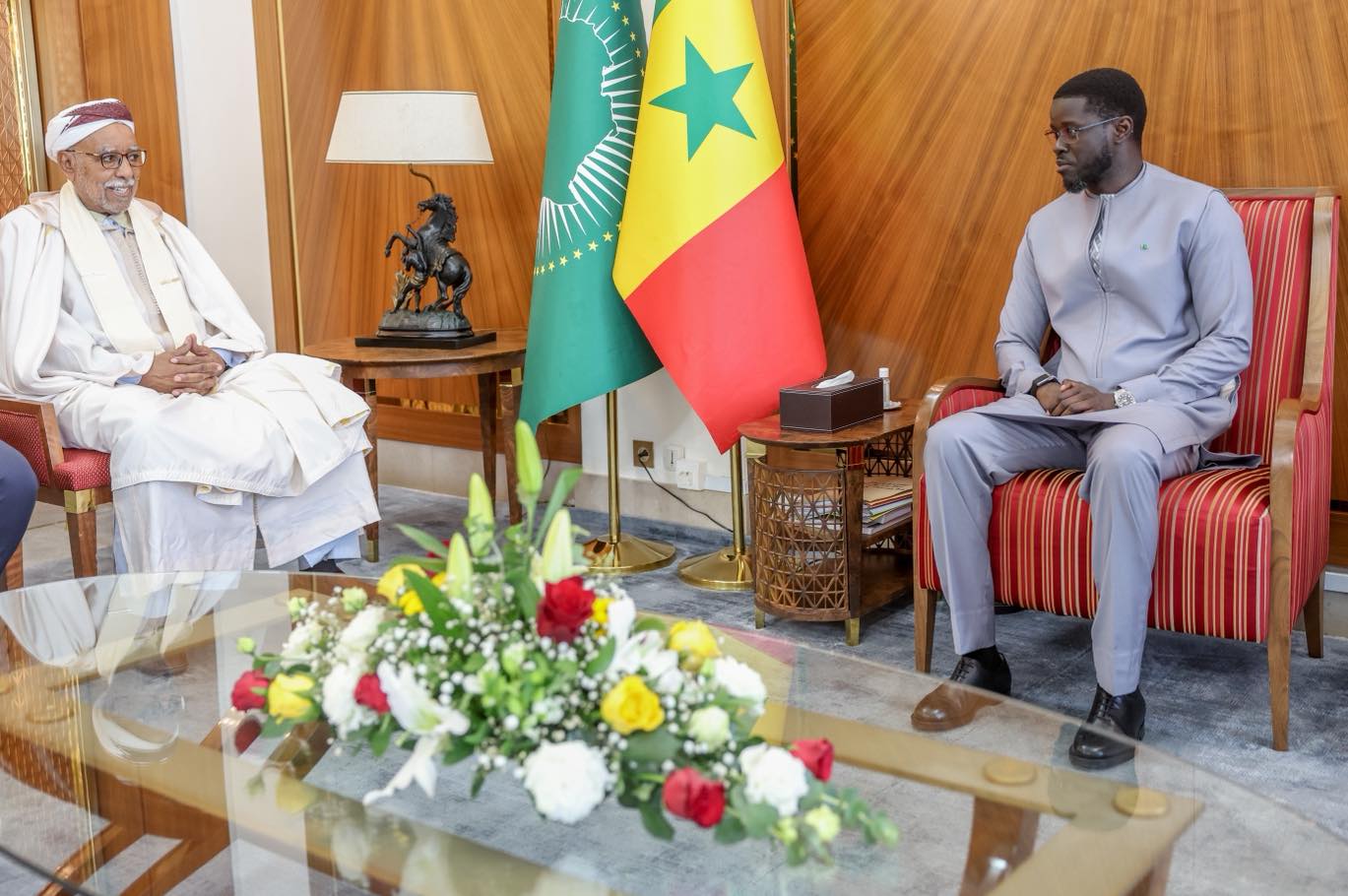 Le Khalife général mondial de la Tidjaniya de Aïn Madhi reçu au palais