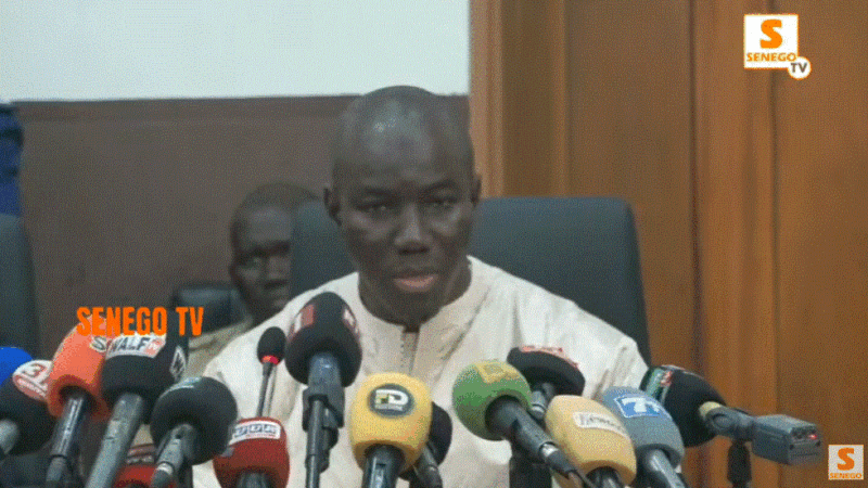 « L&rsquo;étudiant Abdoulaye Ba n&rsquo;a pas été battu à mort, il s&rsquo;est jeté… » , le Procureur Ibrahima Ndoye catégorique