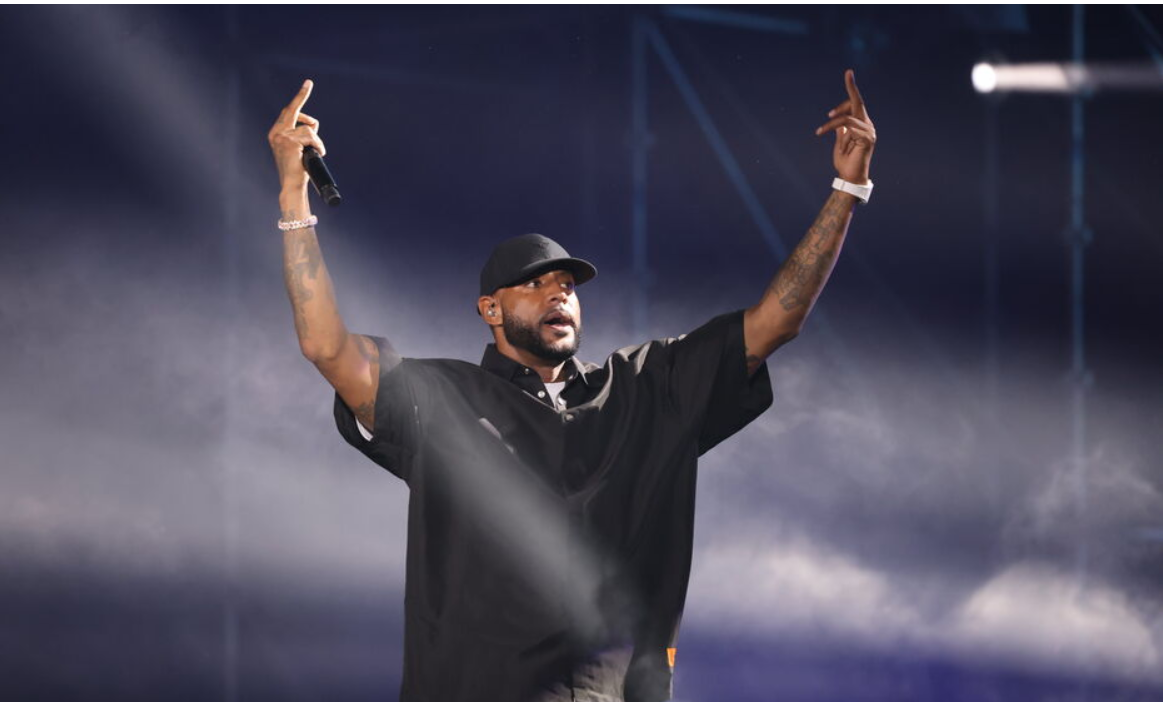 Booba rend un vibrant hommage au Sénégal: « Champion d’Afrique, on est ensemble » (Vidéo)