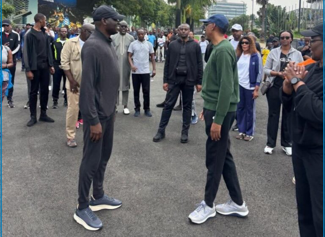 Car Free Day : Le maire de Dakar Abass Fall invité par Paul Kagamé à marcher à ses côtés (photos)