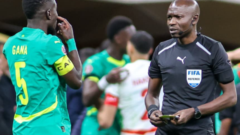 LDC Africaine : Quand un arbitre congolais devient la star de Zanzibar