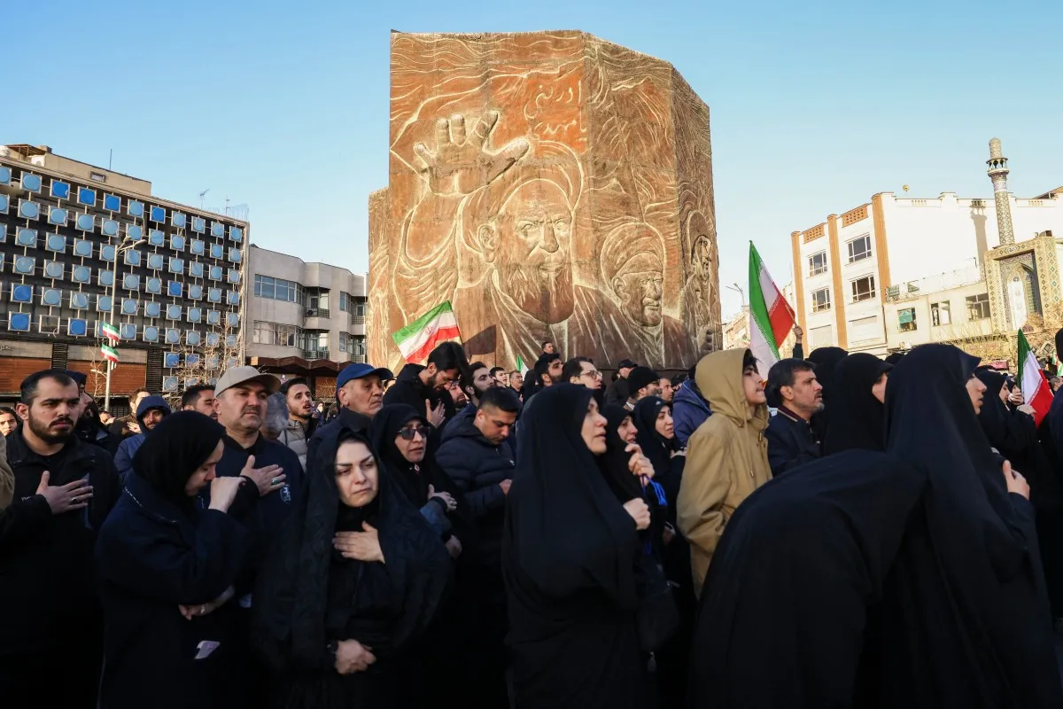 Iran : la frappe qui a coûté la vie à Ali Khamenei a également emporté trois membres de sa famille