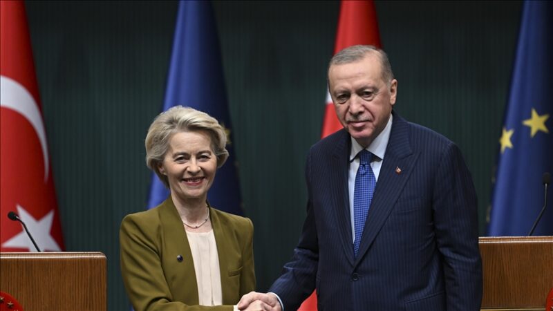 Escalade en Iran : la Türkiye contacte l&rsquo;Union européenne et formule une offre pour endiguer la crise