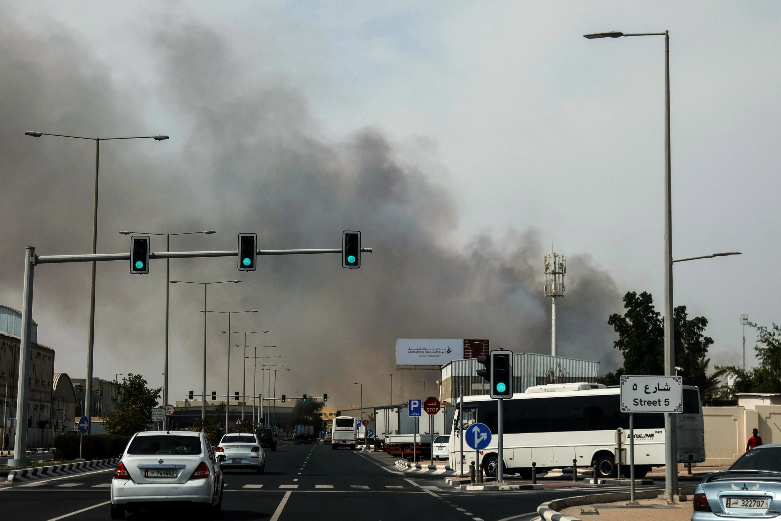 Le Golfe sous le feu des frappes iraniennes : tensions maximales à Dubaï, Doha et Koweït