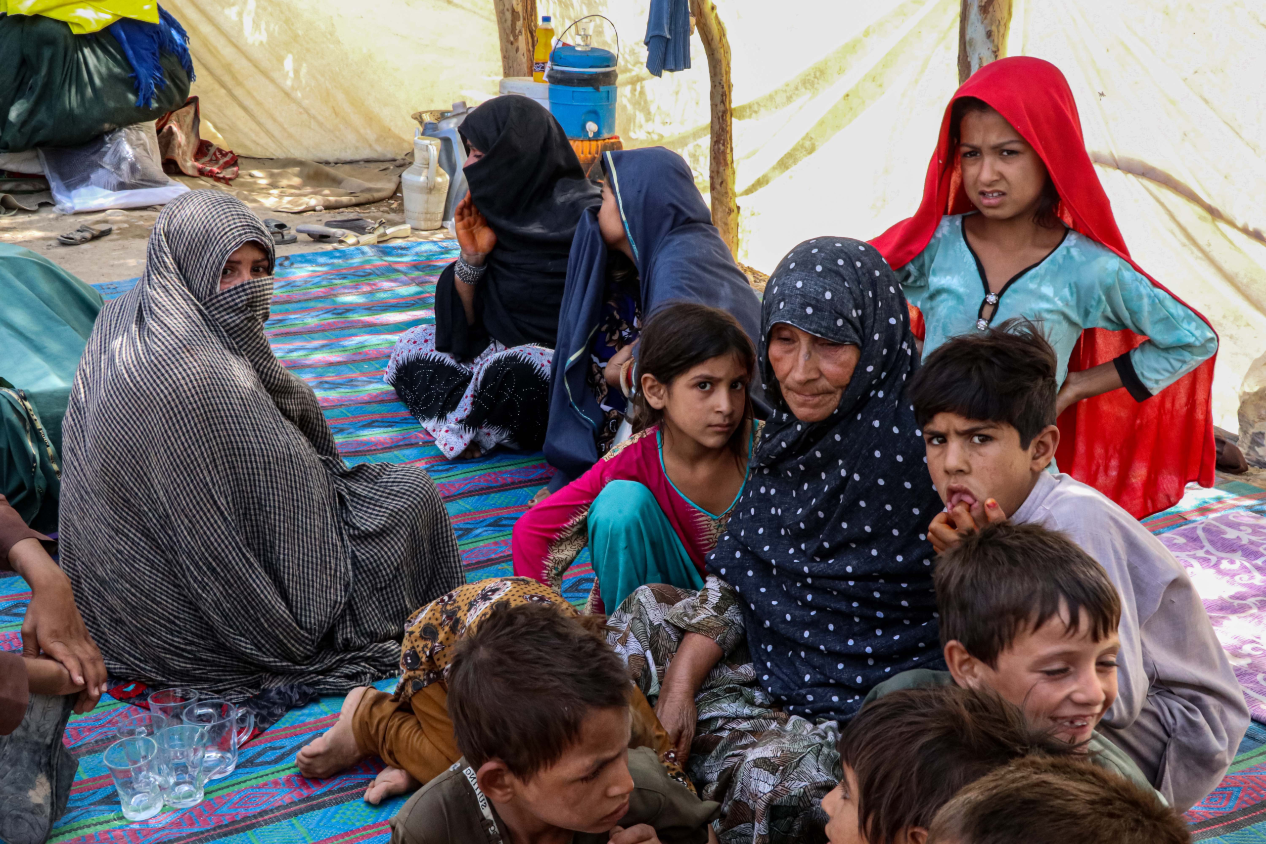 Sept jours d’affrontements entre l’Afghanistan et le Pakistan : l’ONU chiffre l’ampleur de l’exode civil.