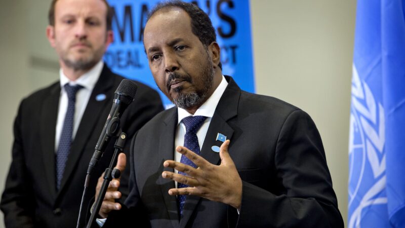 Somalie : la nouvelle Constitution acte la fin du vote clanique mais maintient une exception au sommet de l&rsquo;État