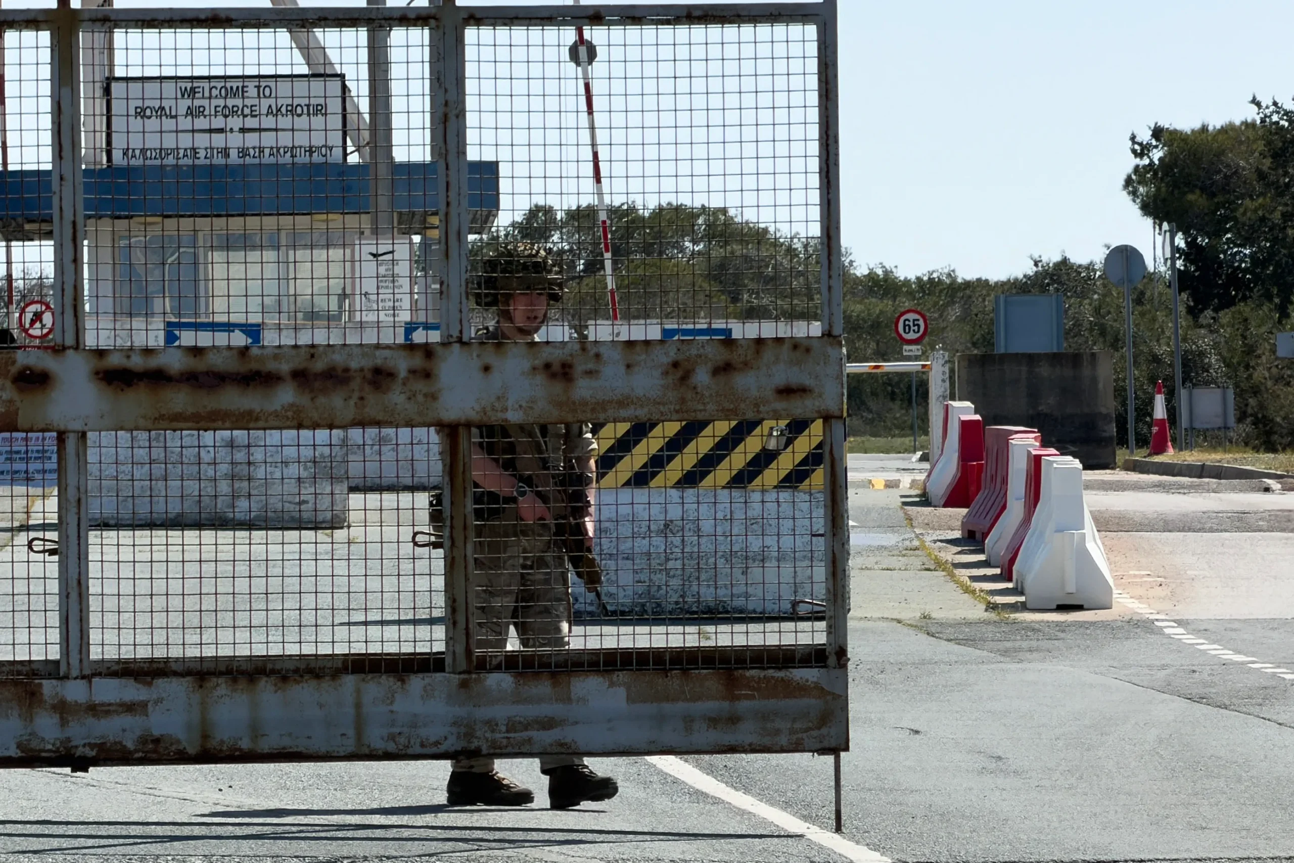 Frappe sur une base à Chypre : six pays européens déploient un important dispositif militaire au Moyen-Orient