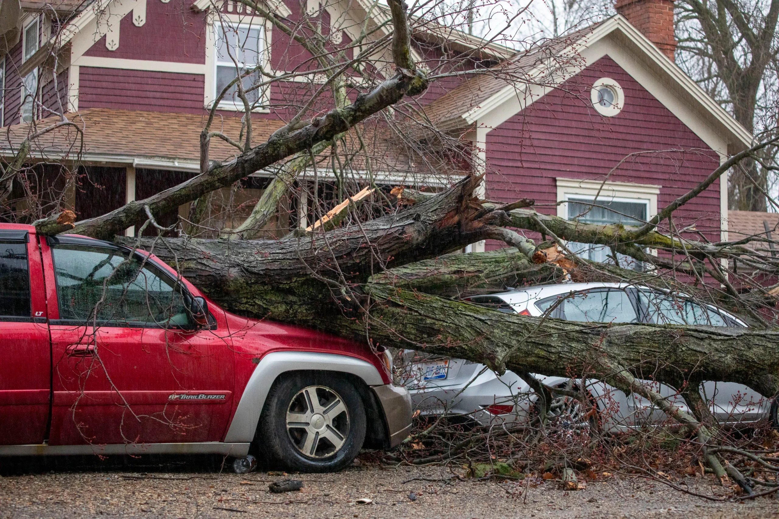 État d’urgence déclaré aux États-Unis après le passage meurtrier de violentes tornades dans le centre du pays