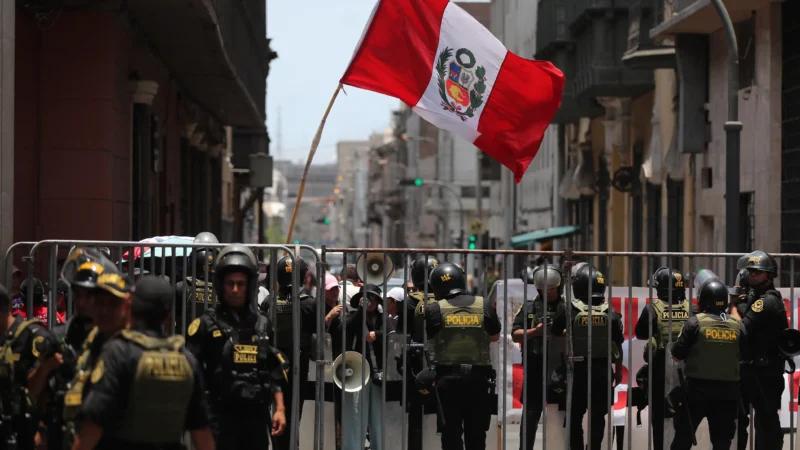 Pérou : l&rsquo;explosion d&rsquo;un établissement nocturne fait 33 blessés dans une ville frappée par une vague d&rsquo;attaques