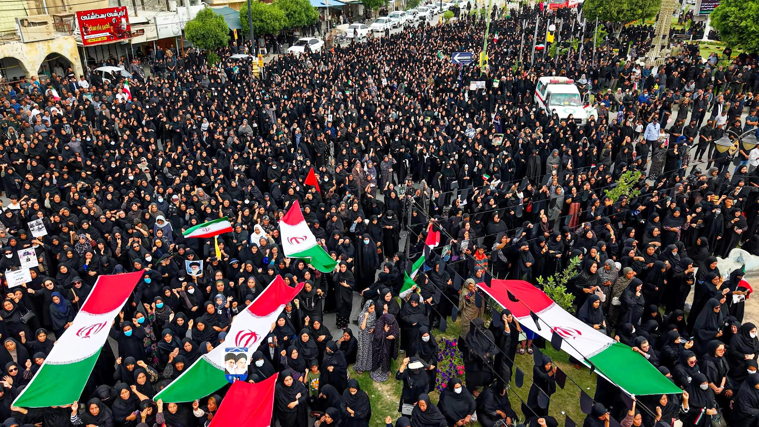 Mort de 170 civils dans une école en Iran : l’arme utilisée contredit directement la version de Donald Trump