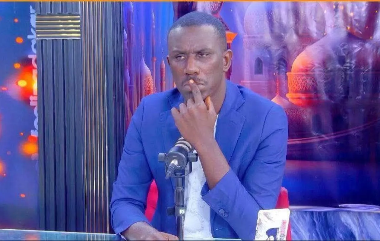 Placé sous mandat de dépôt, un technicien de l&rsquo;audiovisuel répondra lundi d&rsquo;un acte visant le Président Diomaye Faye