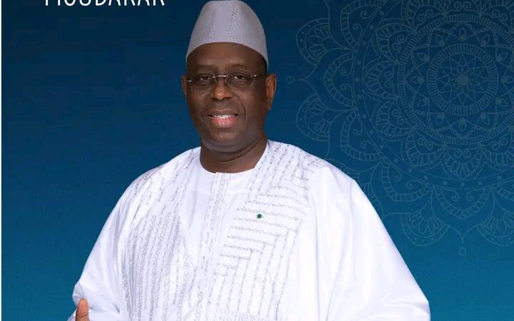 Aïd el-Fitr : Macky Sall appelle à la paix, à la solidarité et à la fraternité entre les peuples