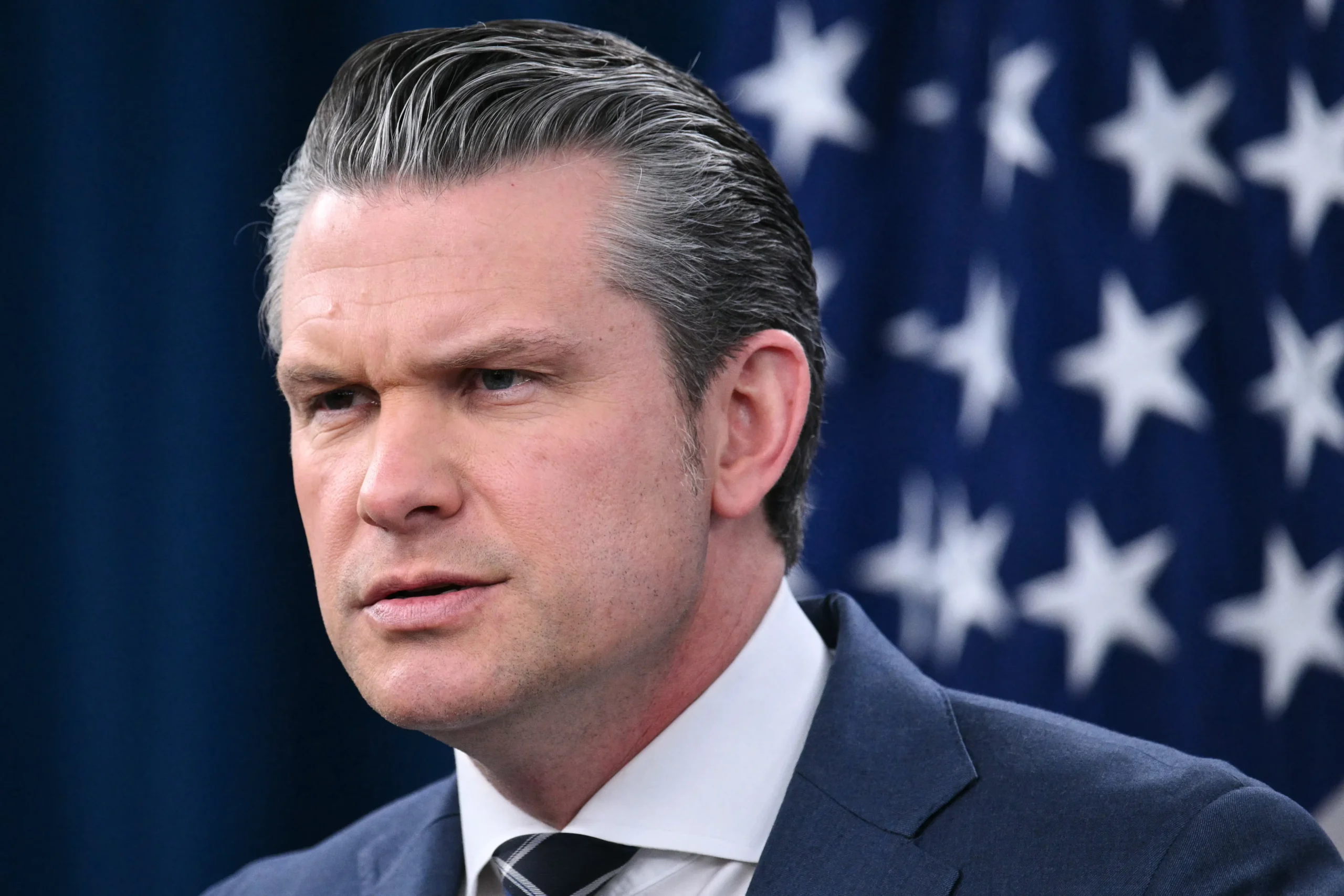 Frappe des États-Unis dans le Pacifique : la contradiction officielle sur le sort des occupants du navire ciblé