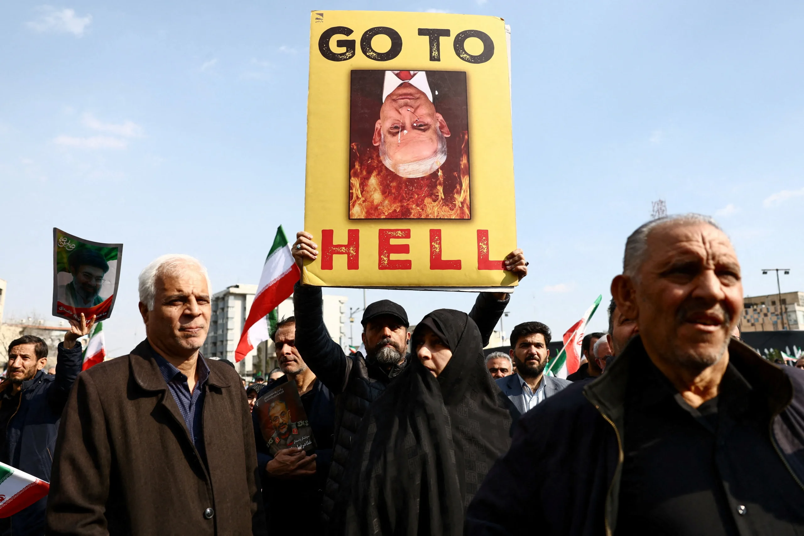 Iran : le remplaçant du chef de la sécurité assassiné est désigné, un profil qui renforce un camp précis