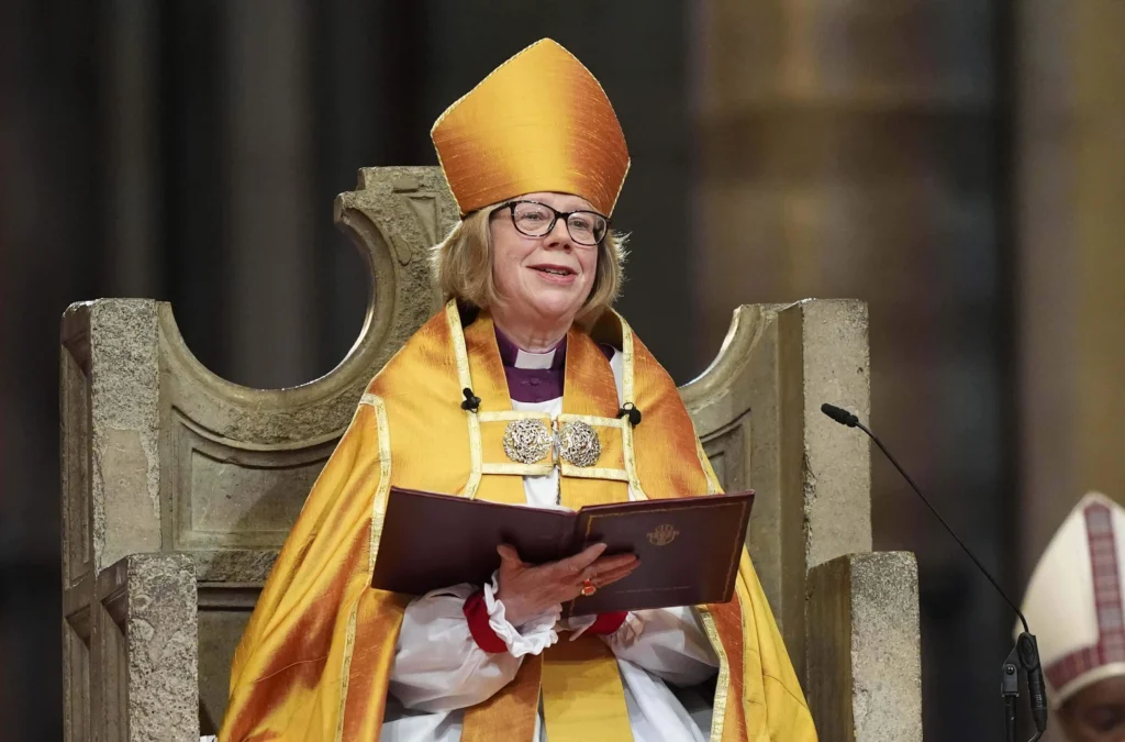 Royaume-Uni : pour tourner la page d’un lourd scandale, l’Église anglicane confie sa direction à un profil inédit