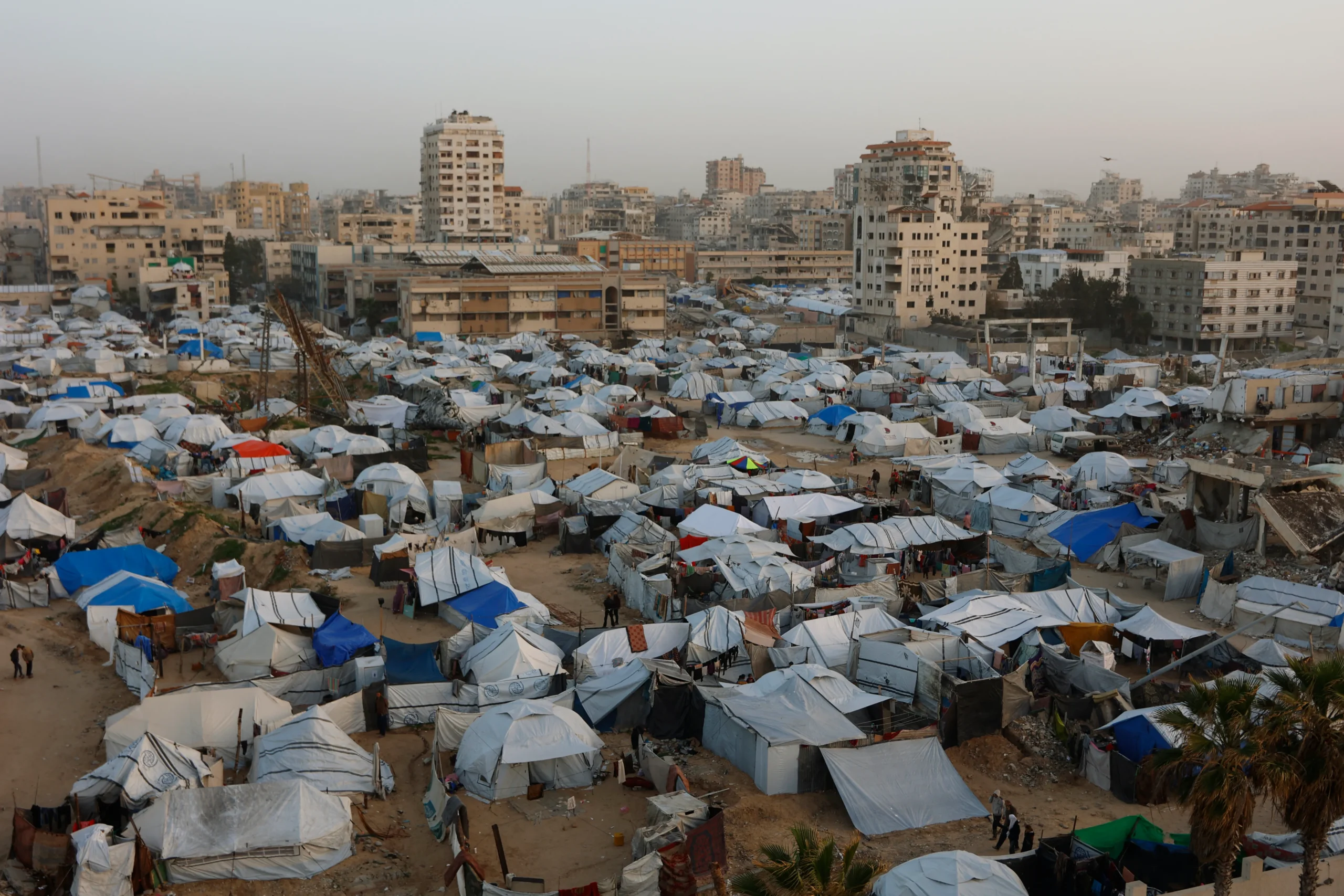Le plan de 8 mois présenté à l’ONU qui lie la reconstruction de Gaza à une concession sécuritaire majeure