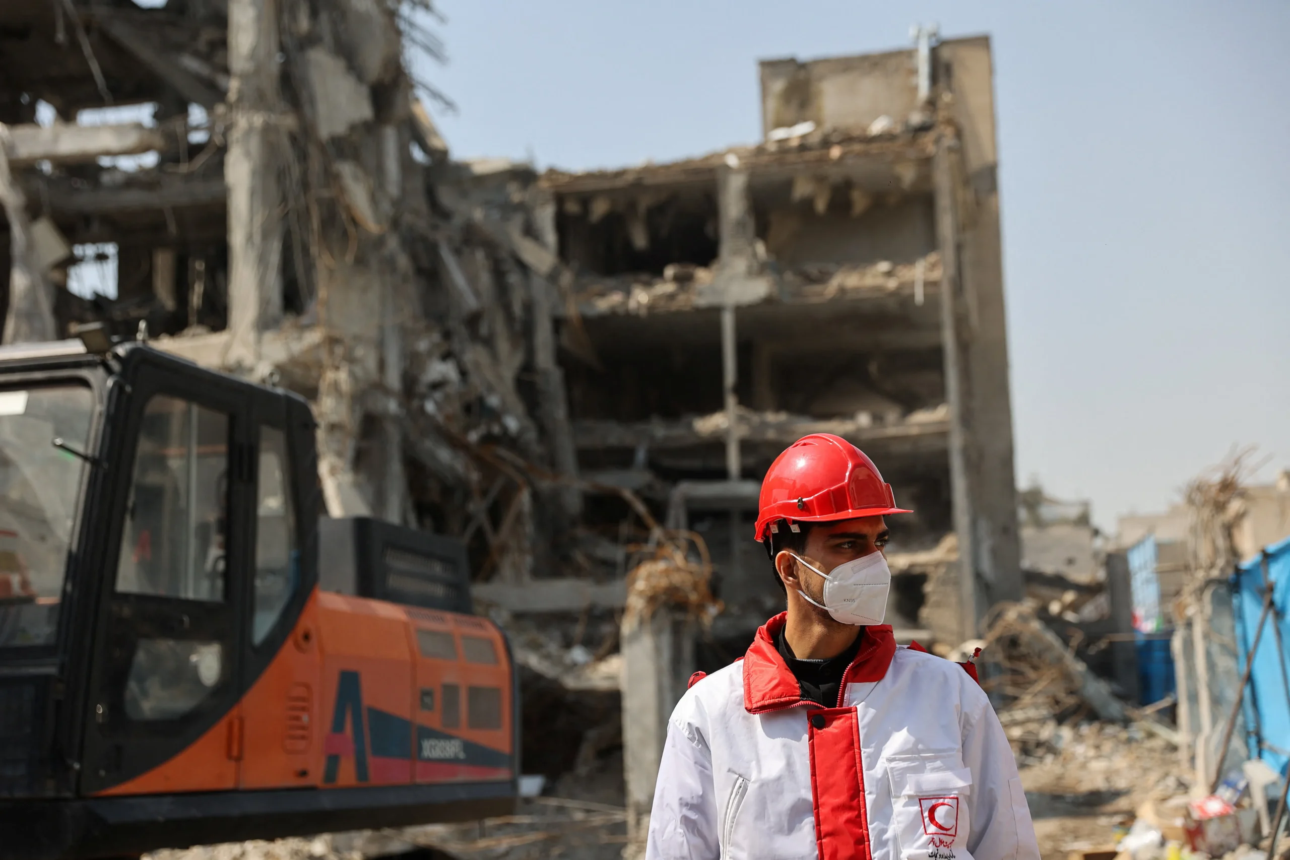 Plus de 1 900 morts recensés : l’Iran fixe ses exigences face aux États-Unis et à Israël pour stopper l’escalade