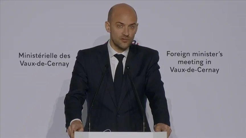 À la tête du G7, la France annonce quatre axes prioritaires dont la création d’une coalition portuaire ciblant ce fléau