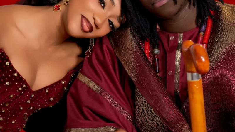 Tradition revisitée et haute couture : les clichés de mariage inédits d&rsquo;une célèbre actrice sénégalaise