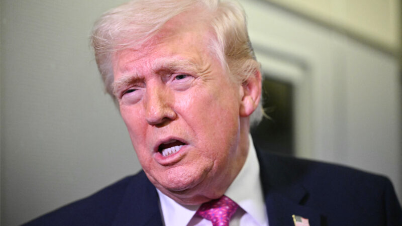 « Des gens stupides » : la réplique de Donald Trump aux opposants de son nouveau plan militaire en Iran