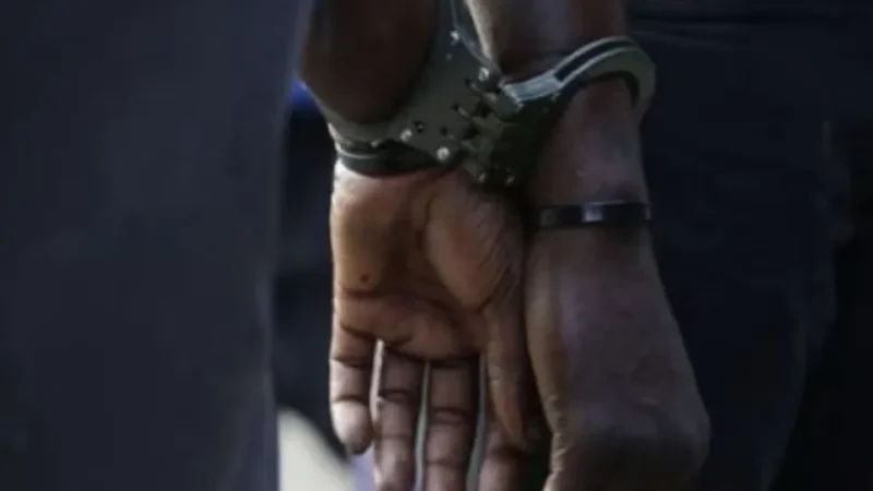 Arrestation d&rsquo;un présumé homosexuel à Yeumbeul : le guet-apens tendu par un ami d&rsquo;enfance pour le confondre