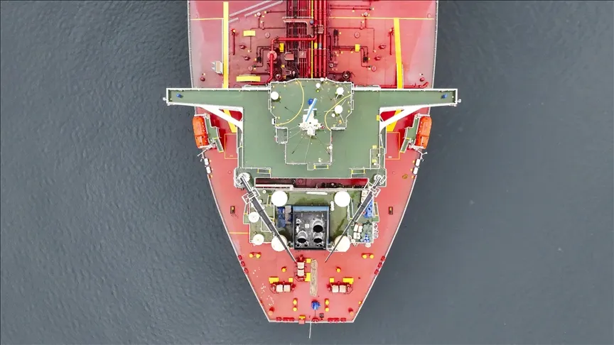 Frappe de drone iranien sur un pétrolier koweïtien à Dubaï : l’onde de choc immédiate enregistrée sur les marchés