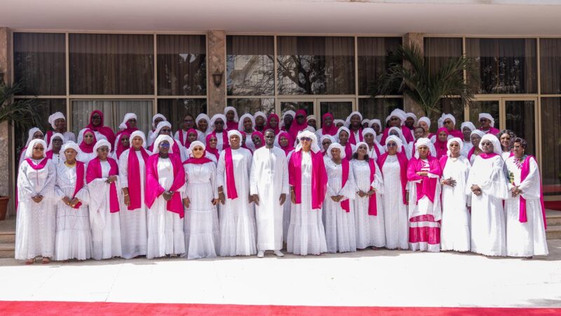 Journée internationale des droits des femmes : l’hommage du Président Diomaye Faye aux femmes de la Présidence