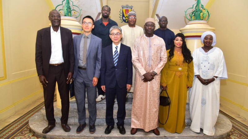 Diplomatie des villes : la Chine s’engage à rénover le parcours sportif de Dakar