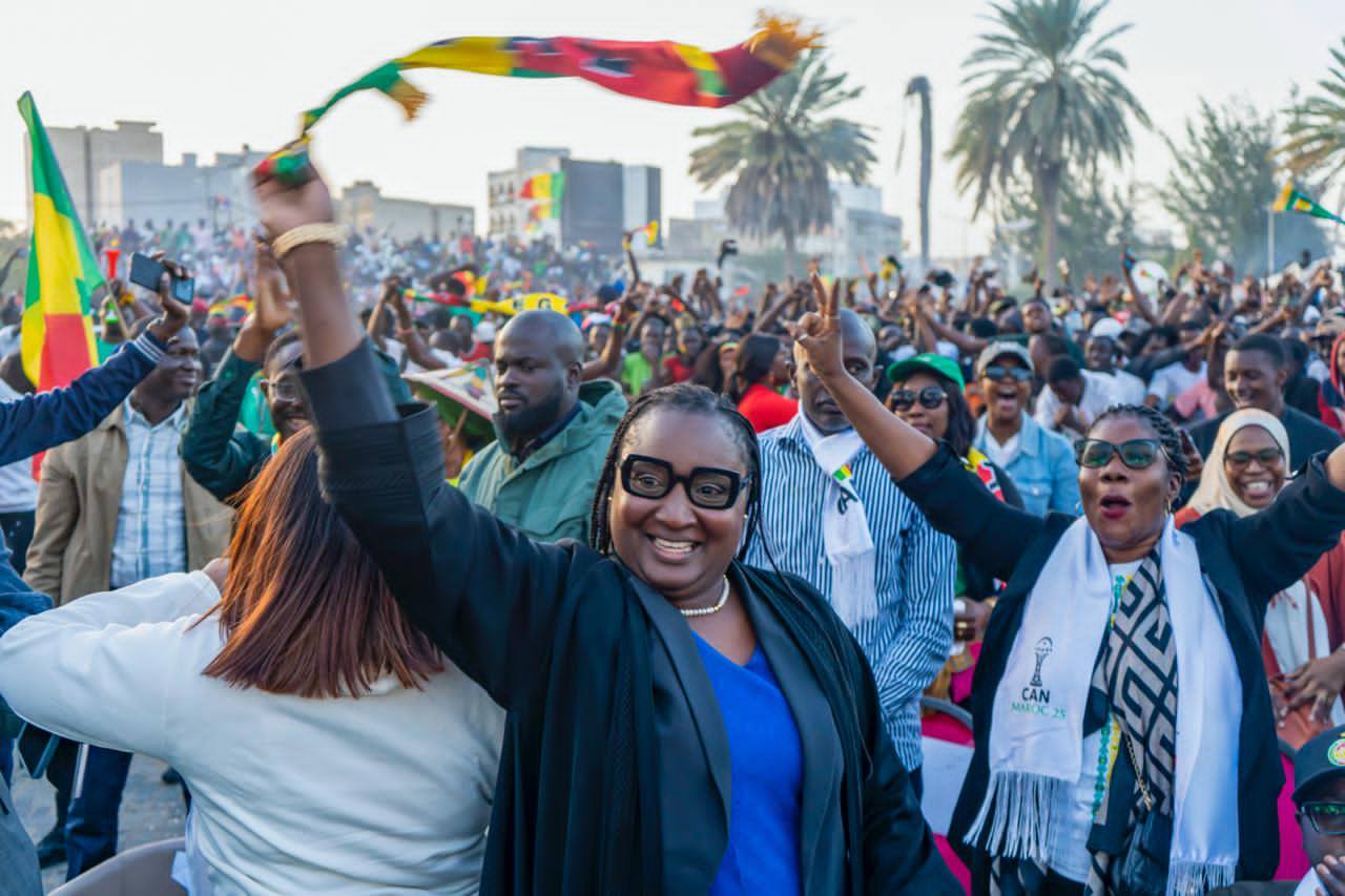 Khady Diène Gaye :  « le gouvernement ne ménage aucun effort pour le retour de supporters détenus au Maroc »