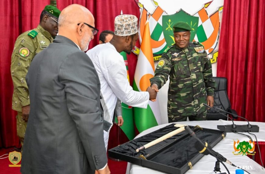 Niger: Le Président  lance la carte d’identité biométrique de l’AES