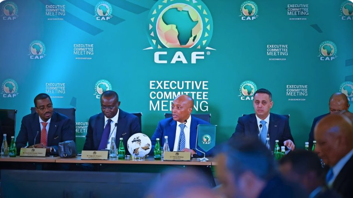 CAF : Motsepe contesté après la fuite du message de Me Augustin Senghor