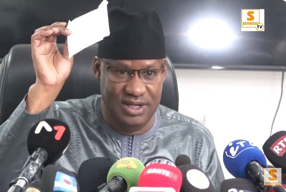 Affaire Softcare /ARP : Le ministre de la Santé blanchit l’entreprise (Senego TV)