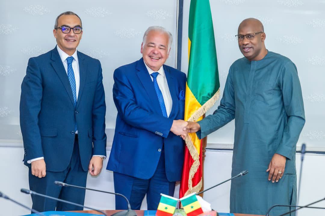Santé : Un projet d’usine de production de médicaments annoncé au Sénégal
