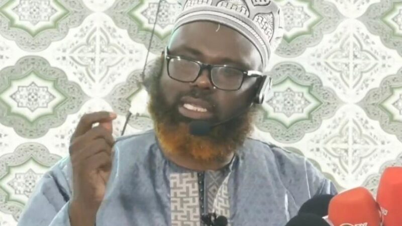 Dakar : Revivez la prière de la Korité à la mosquée de l’UCAD dirigée par l’imam Oumar Sall